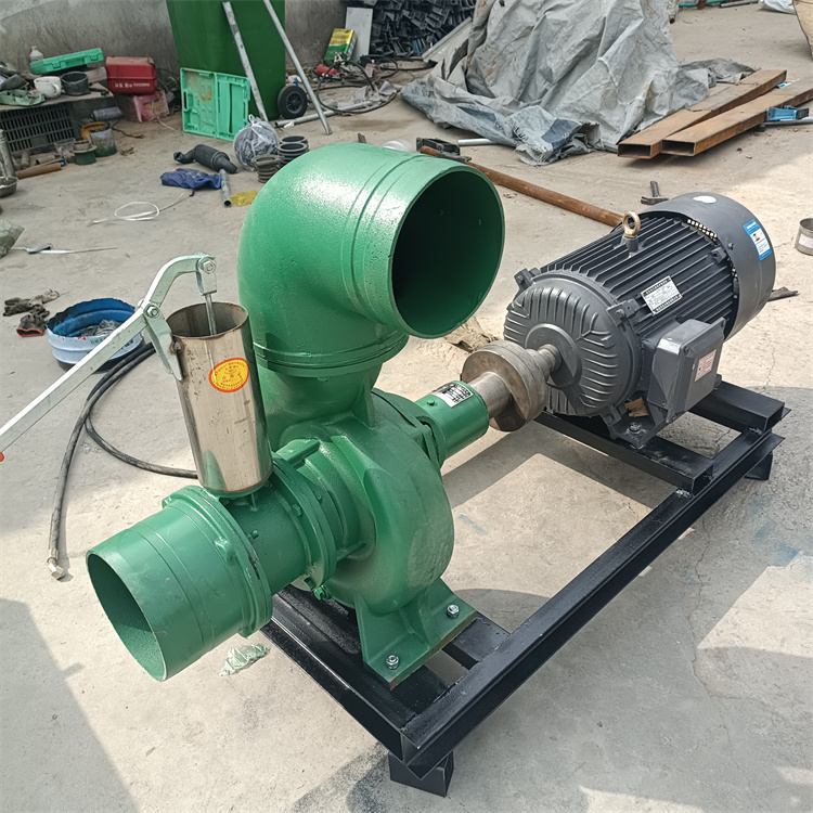 Flood prevention and drainage pump, large flow municipal flood discharge and sewage pump truck, 12 inch four cylinder water pump