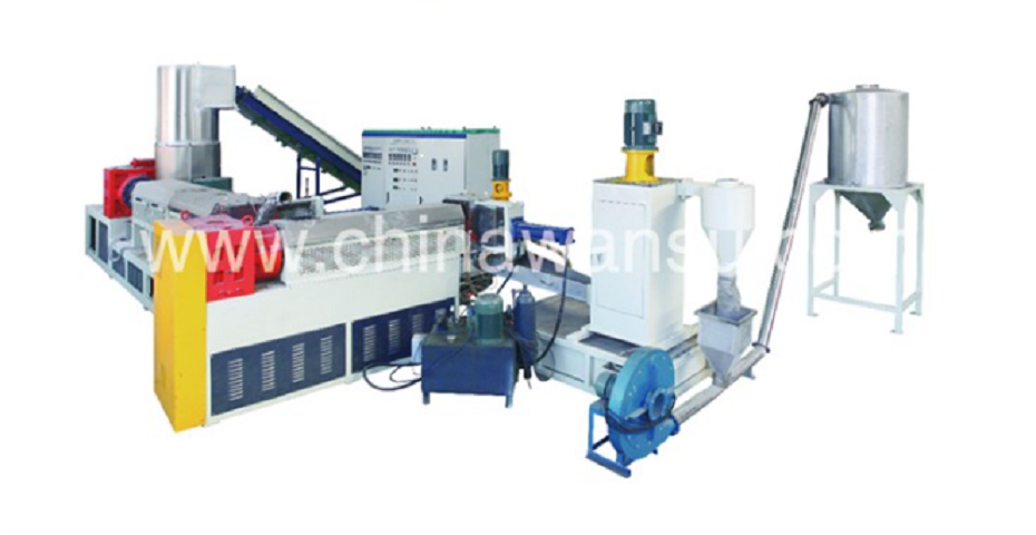 Dehumidification, Drying, and Granulation of PET Bottle Tablets Cleaning and Recycling Production Line for Mineral Water Bottles