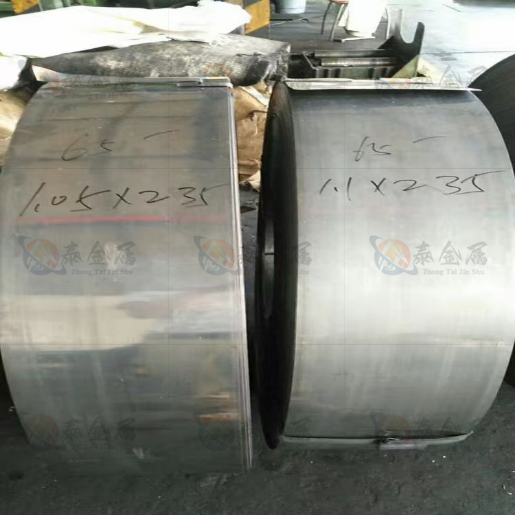 Cold hard clean edge Q195 steel strip, black fading, bright cold rolled strip, 0.20-4.5mm manufacturer's stock pipe material strip