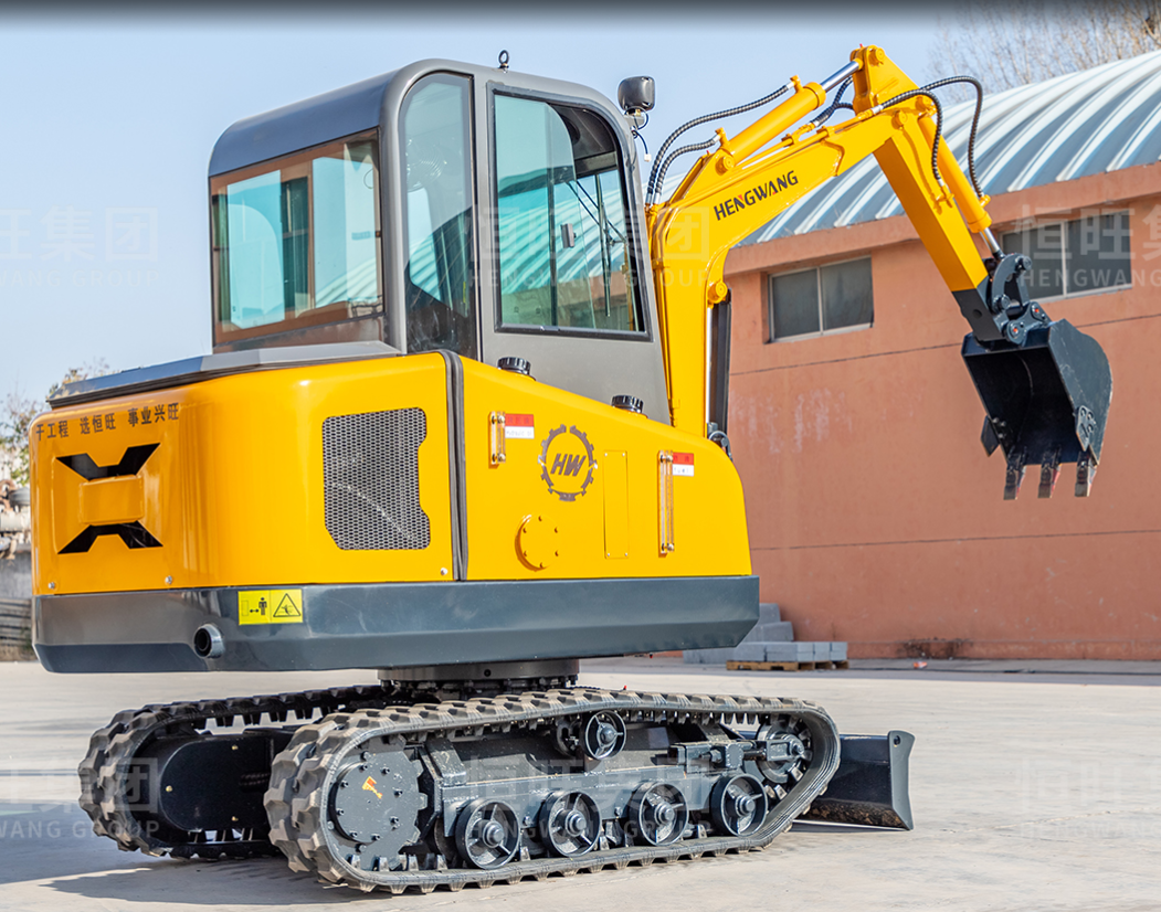 Multifunctional excavator can be used to excavate pipeline trenches in orchards and greenhouses, and various auxiliary tools can be replaced