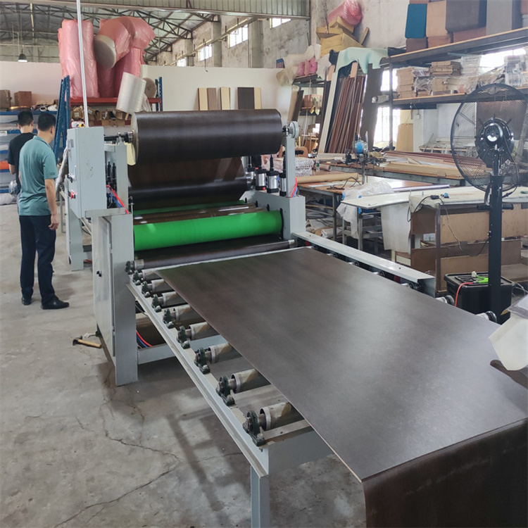 Fireproof aluminum plate Hot-melt adhesive flat pasting machine PVC foam board pasting machine Skin feeling wood veneer Pouch laminator