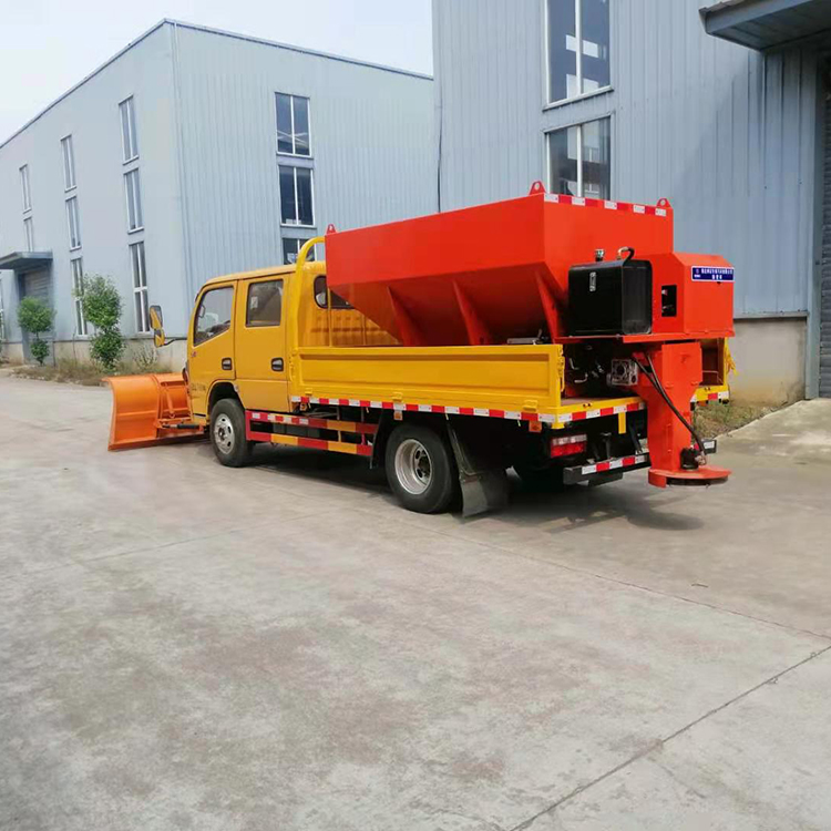 Deicing machine, loader, winter snow removal, snow sweeping, rolling brush, snow pushing shovel plate, middle extension road surface, snow removal, ice breaking