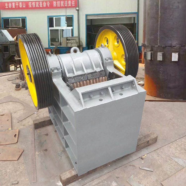 High work efficiency of the crusher, intelligent operation of stone and sediment, low friction coefficient