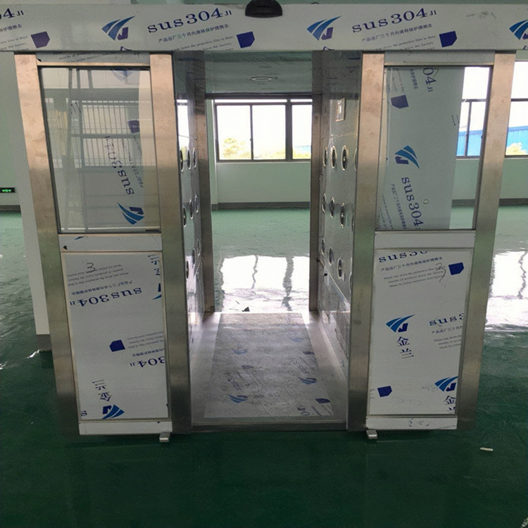 Hexi Purification Clean Area is equipped with a stainless steel air shower room, with single person single blowing