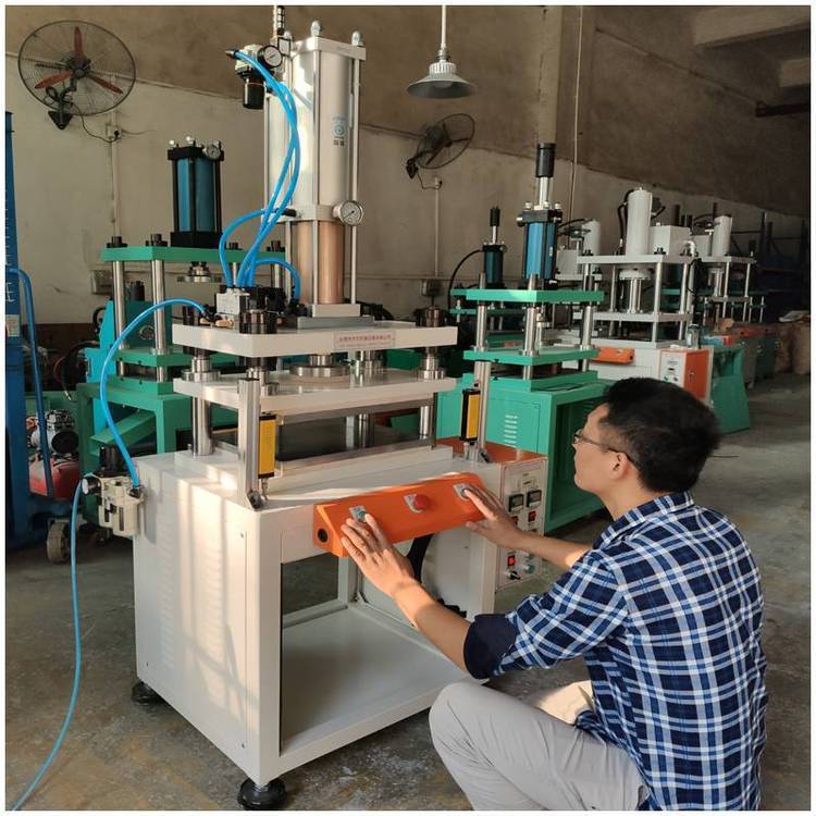 10 ton pneumatic punch press hot press carbon fiber hot press forming machine four column gas-liquid press press booster