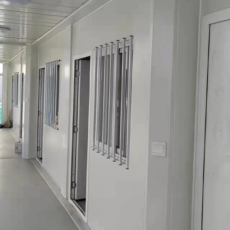 快速搭建工地住人集装箱 移动房屋办公室打包箱
