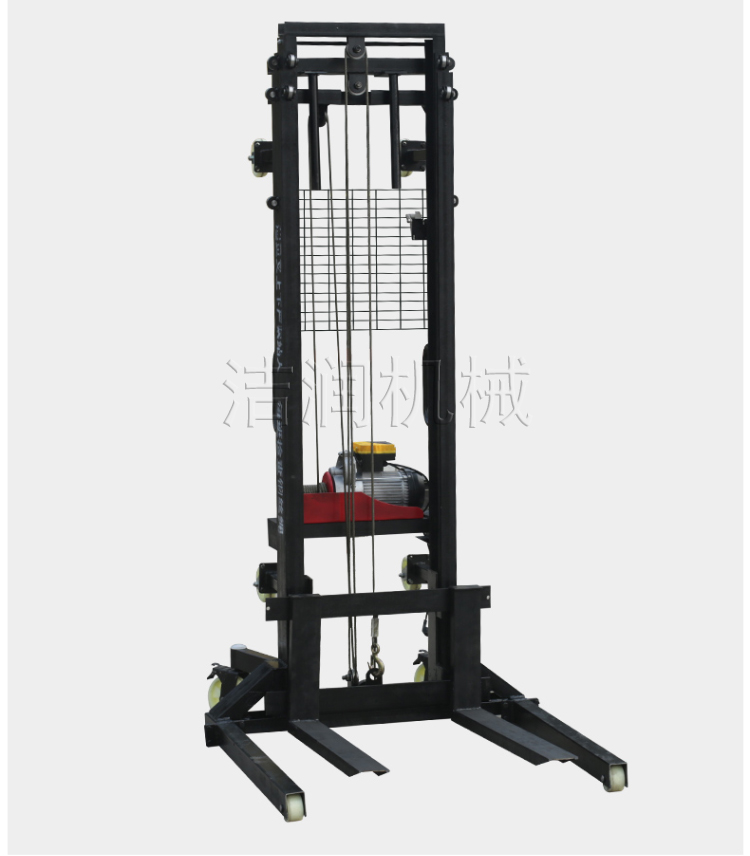 The brick machine on the lifting platform truck is raised by the manufacturer to a height of 5m, and there is no need to move the bricks at a height of 5m