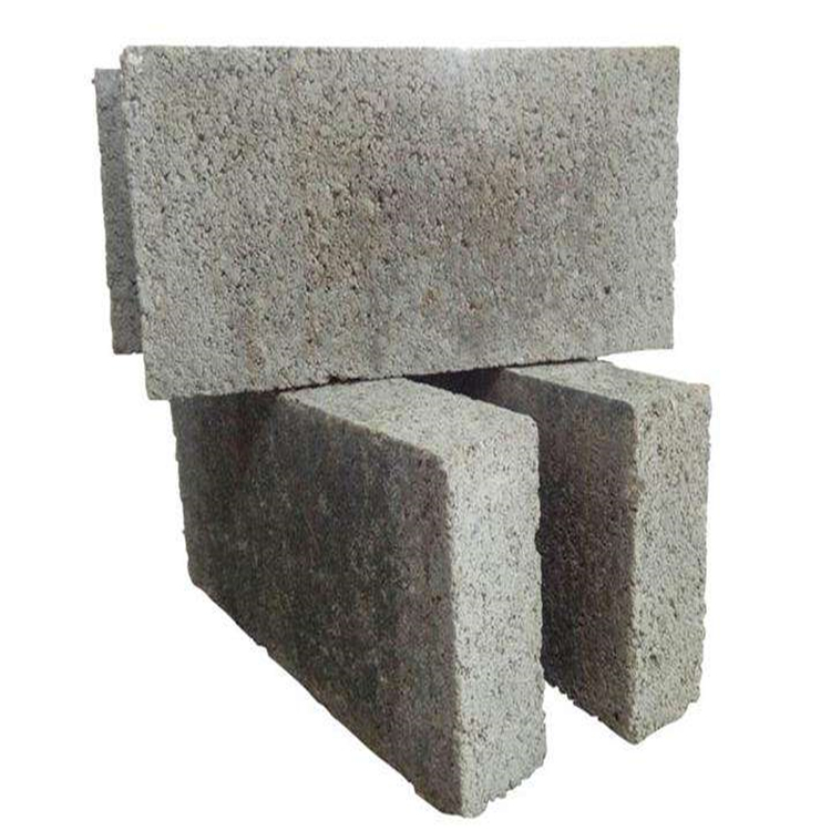 Baoding Qingyuan Brick Factory produces concrete chain bricks that are easy to install, easy to construct, and have good crack resistance and compressive strength