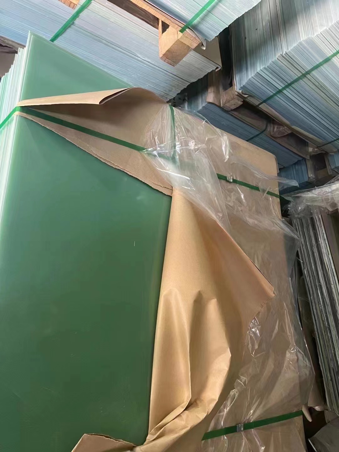 Zhenxin FR4 fiberglass board, light green epoxy board, flame retardant grade V0 insulation board, G10 round rod, high-temperature resistant insulation board