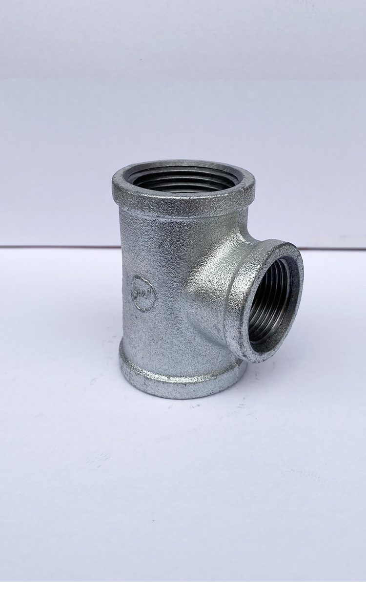 Yunkai galvanized malleable steel three-way cast iron water pipe three-way hot dip galvanized side large spot direct delivery