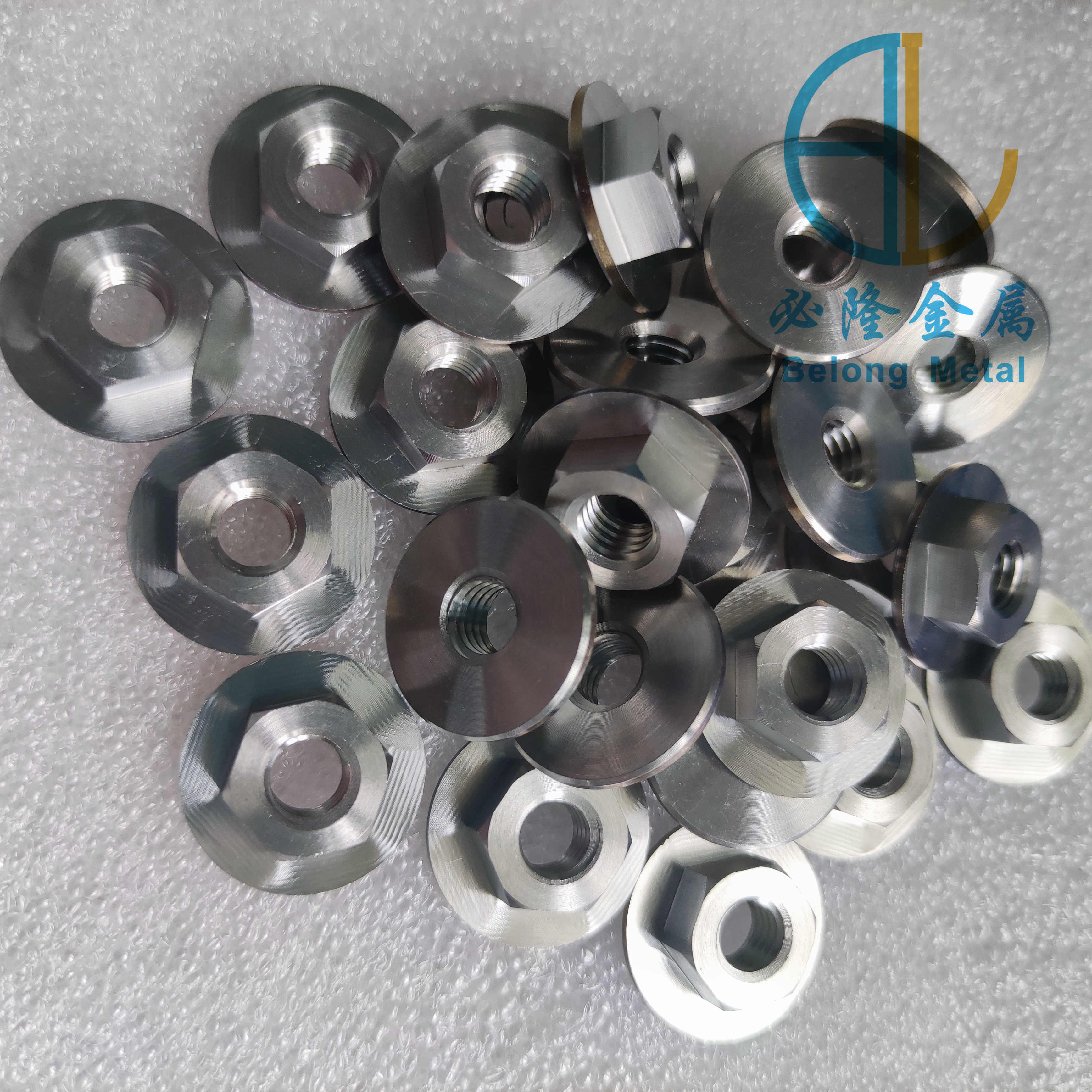 M6 molybdenum nut, matched with M6 molybdenum screw bolt and molybdenum washer, available in stock for customization