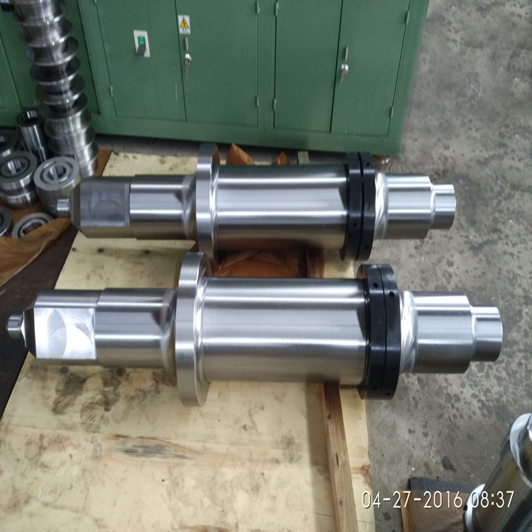 Horizontal axis vertical roller column 42CrNIiMo cold bending welded pipe 76 unit equipment accessories