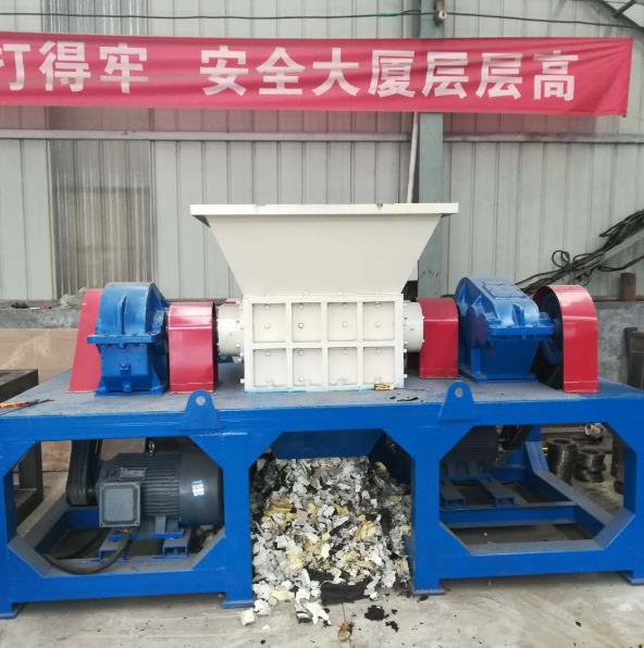 The production line technology of Dinghao Environmental Protection Industrial Waste Paint Bucket Tearing Machine is advanced and can be tested