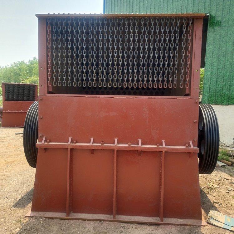 The operation method of the 1214 type large diameter limestone square box crusher of Guangxin Machinery is simple