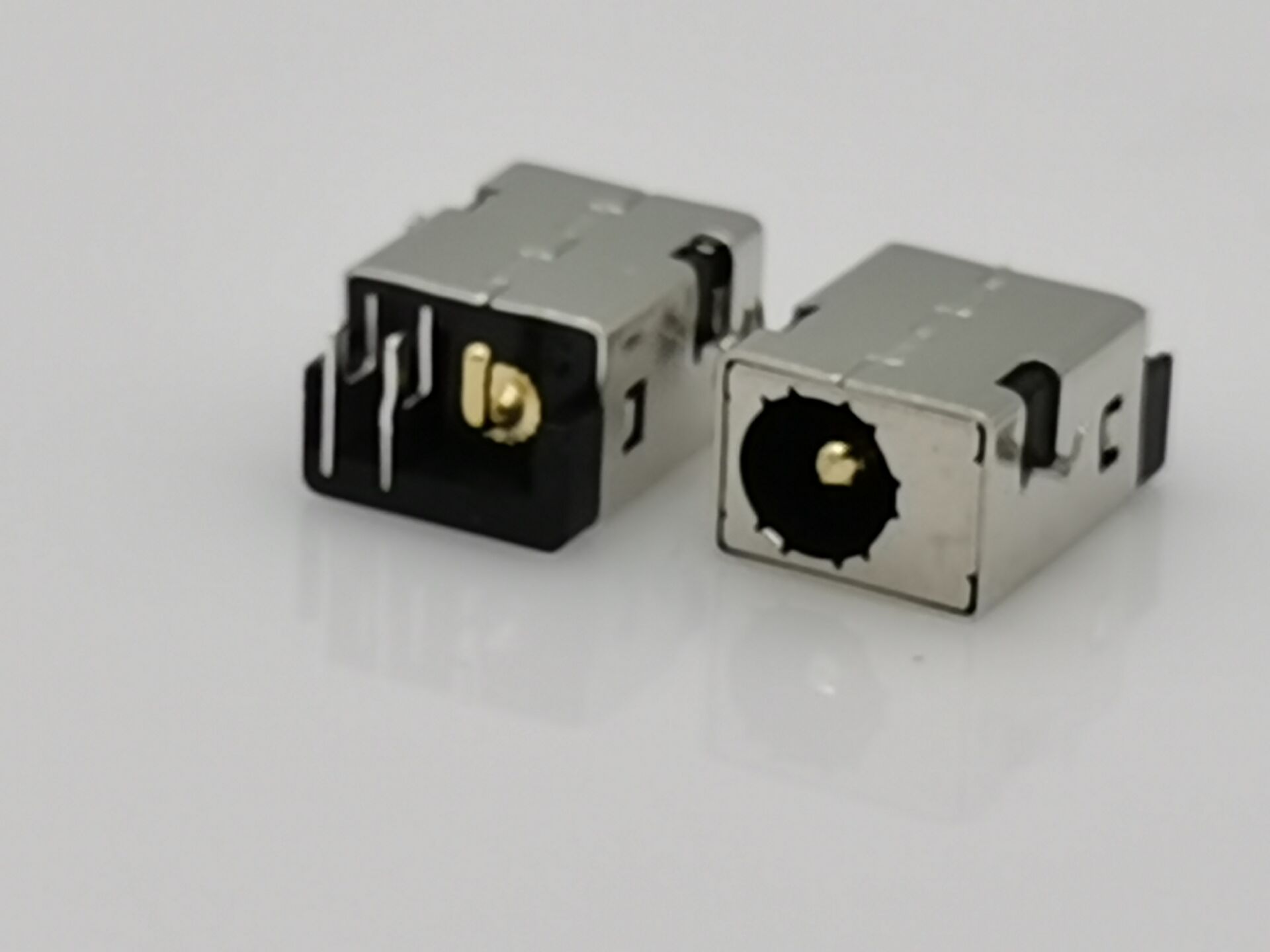 10A high current DC power socket DC-044H sinking plate charging mother base inner pin 2.1mm 2.5mm