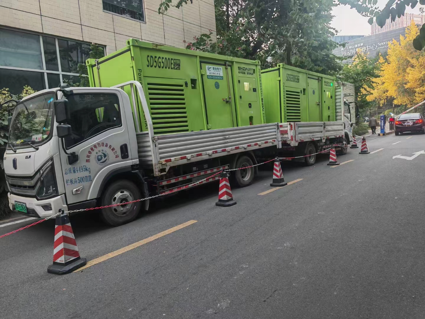 梅 州柴油发电机租赁 KTA19-G3低噪音发电机组出租 临时长期保电