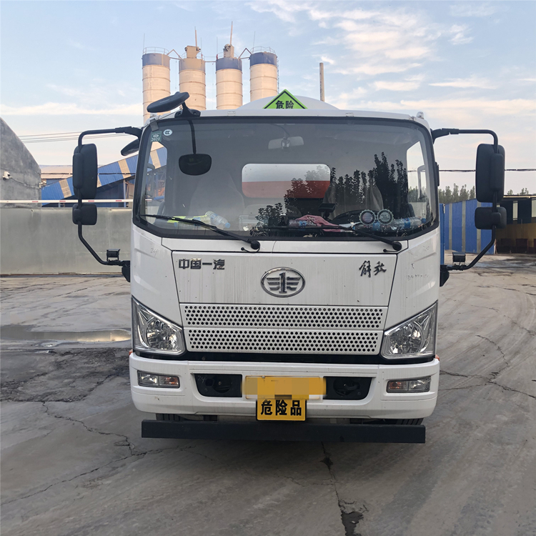 Used lng liquefied natural gas transport vehicle 9 cubic meters and 15 cubic meters mobile refueling vehicle