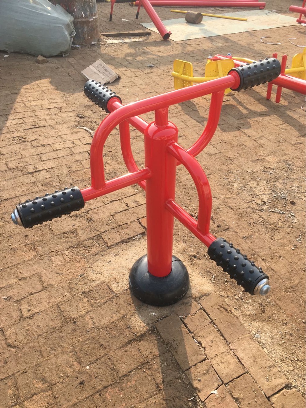 Outdoor park square path fitness equipment can be customized as a physical manufacturer with a two person swing board pendulum clock