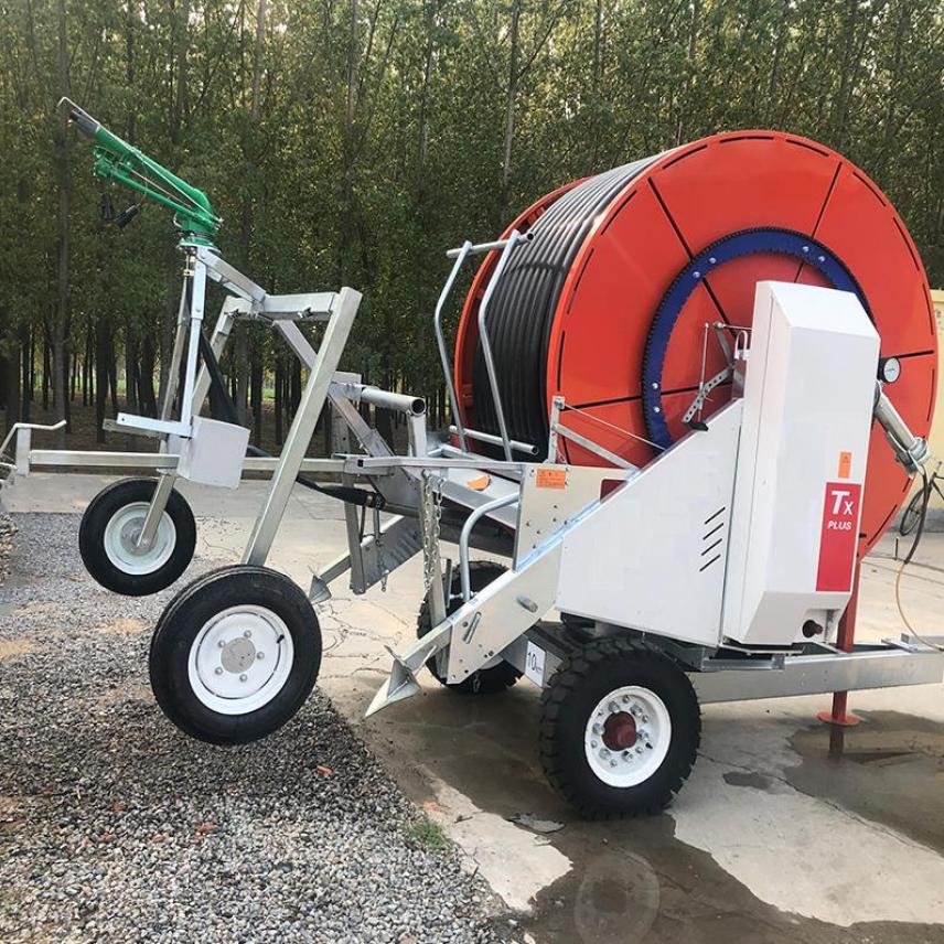 The export reel type sprinkler machine truss is 30 meters long, and the fully automatic pipe winding winch can rotate and fold 360 degrees on its own