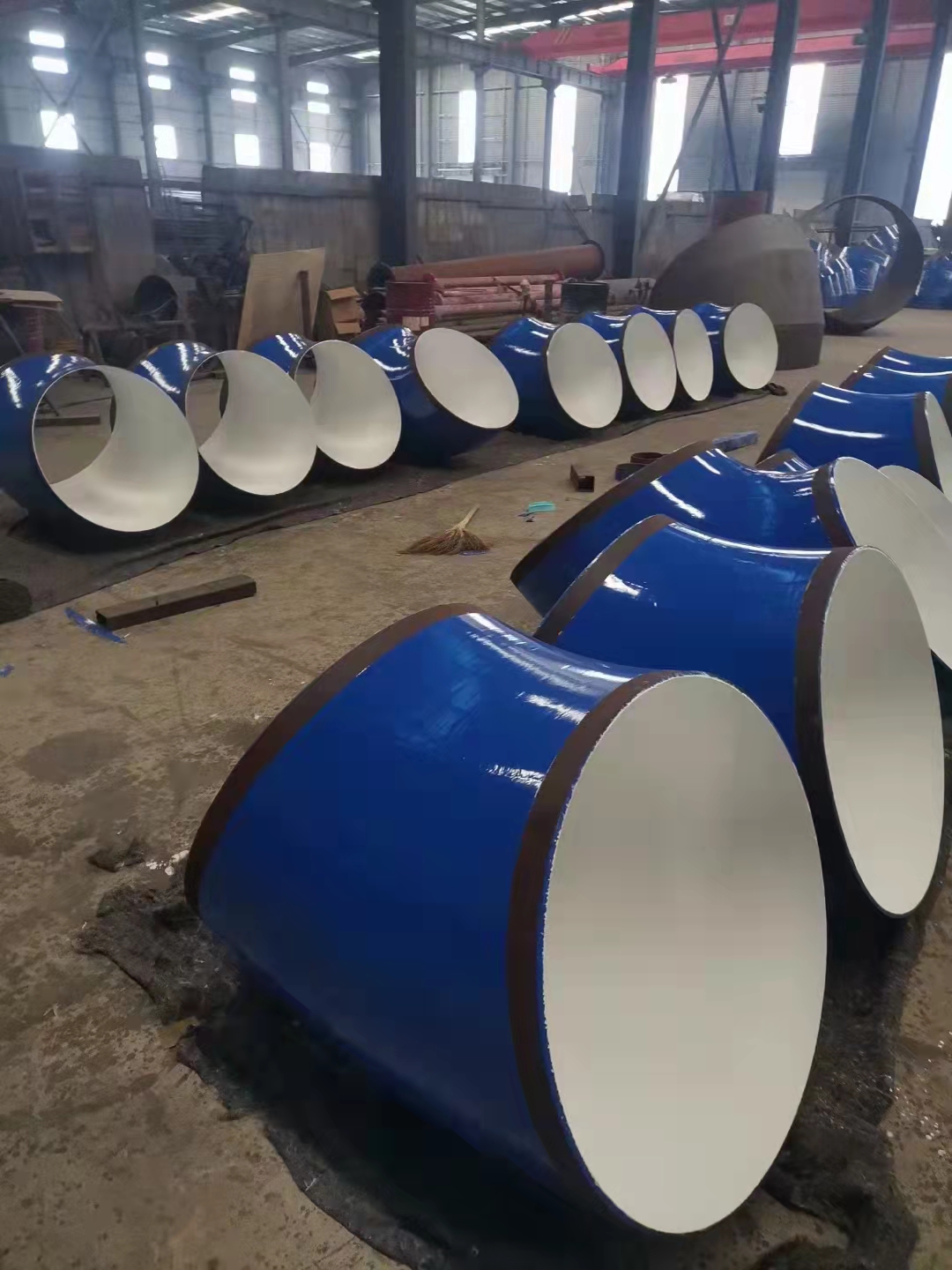 Fangda pipeline mud discharge tee coated with plastic composite pipe 3PE elbow polyethylene anti-corrosion pipe fittings