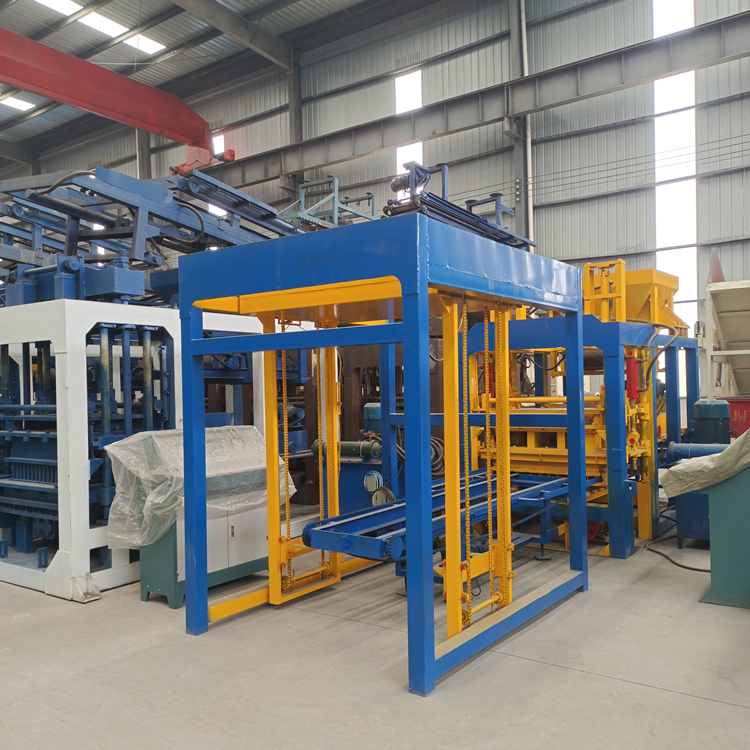 4-15 full-automatic hollow brick machine permeable brick bread brick parking lot environmental protection brick equipment Hengxingrong Machinery