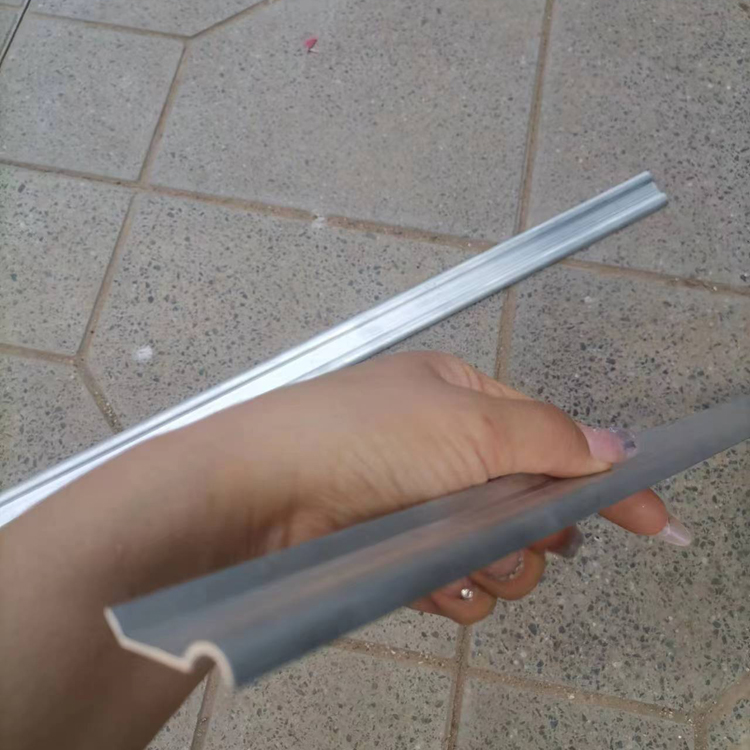 Yeyu metal flashing pressure strip, 1.0 thick M-type aluminum alloy sealing strip, factory price for parapet wall