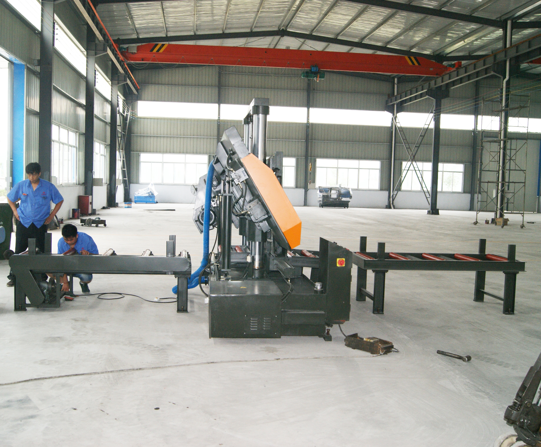 Northern Jinfeng Sawing Industry Metal Band Sawing Machine Large Sawing Machine GZ4270 Profile Whole Bundle Sawing