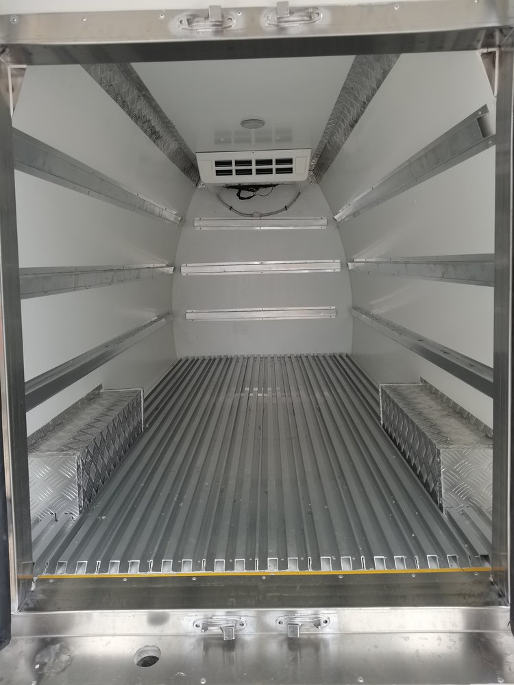 Cheng Li with backup electric Foton G7 bread refrigerated truck, small 6-square refrigerated transport truck, pharmaceutical vaccine cold chain truck