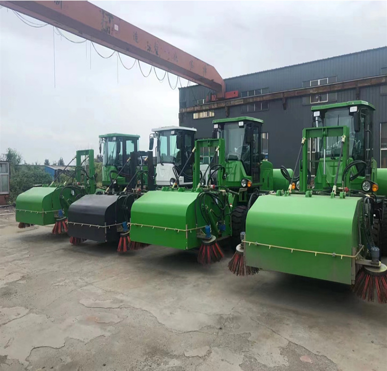 Yihua Commercial Mixed Station Road Surface Cleaning Slag, Sand, and Stone Sweeper Construction Site Sweeper Road Sweeper