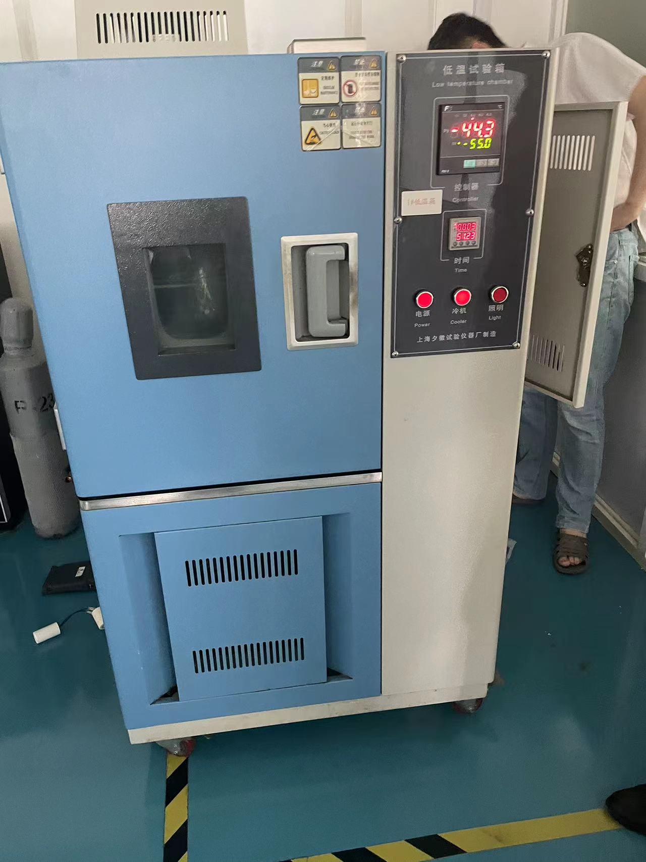 Three box cold and hot impact test chamber High and low temperature impact test chamber Temperature impact test machine