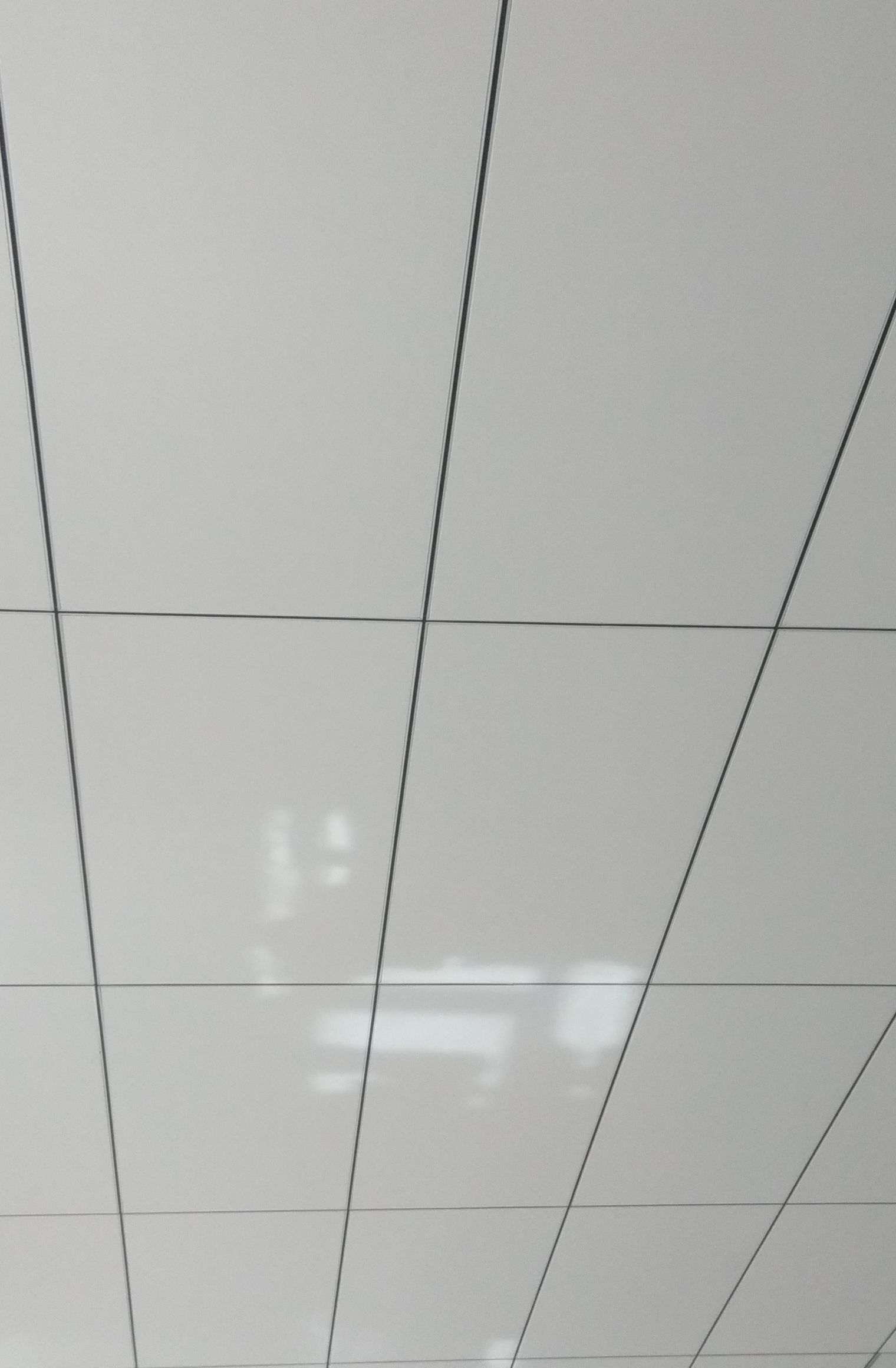 Glass fiber sound-absorbing board ceiling material 600 * 600 * 15mm white ceiling