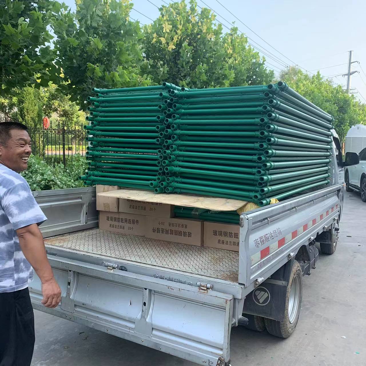 Zhanrui Expressway Glass Fiber Reinforced Plastic Anti glare Net Highway Anti glare Guardrail Net Anticorrosion and Moisture Resistance 80 * 400