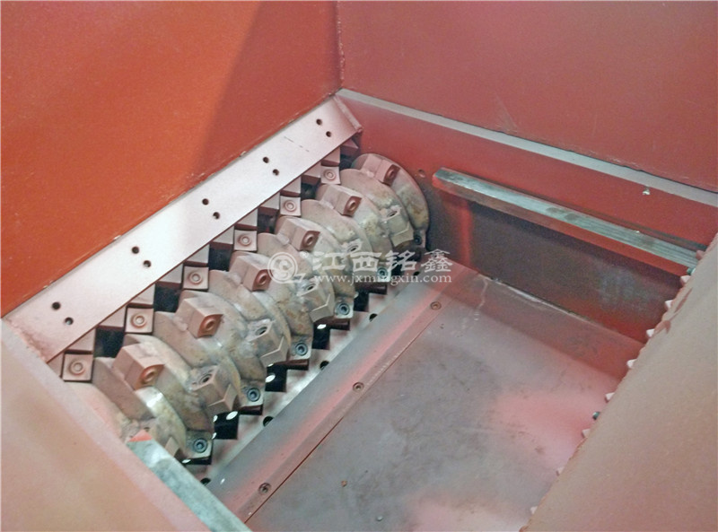 Customized mobile dual axis single axis shredder circuit board stainless steel large household waste crusher