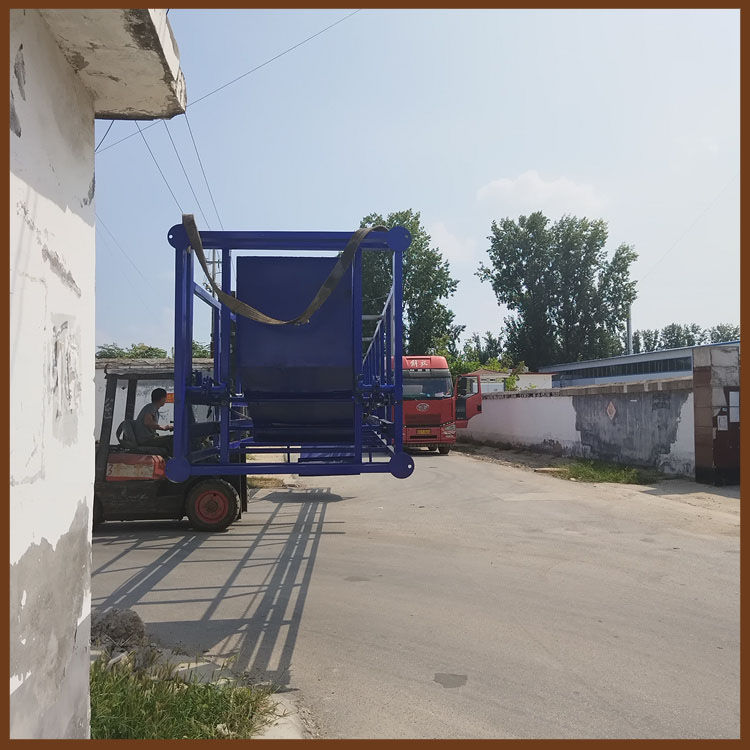 Automatic unloading and tipping bucket lifting machine Single bucket lifting machine for granular materials Simple fixed feeding machine