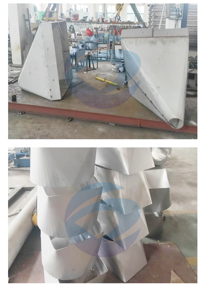 Dongrun stainless steel silo has a round sky and a square/circular/conical hopper that is well sealed and customized for moisture prevention