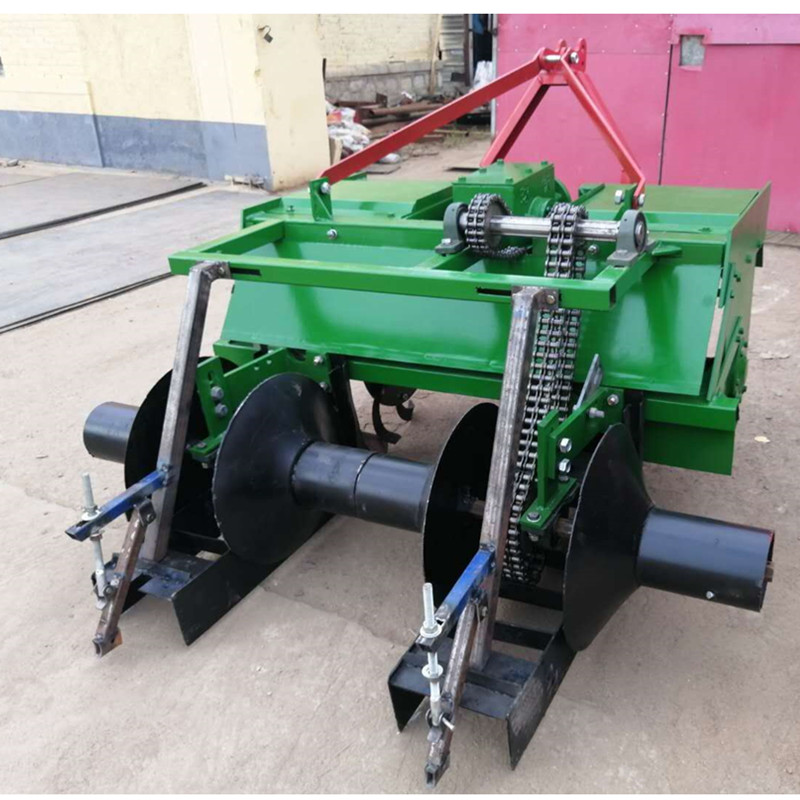 Ruichen Agricultural Greenhouse Strawberry Ridge Raising Machine, Five March Small Four Wheel Matching Equipment, Trenching and Ridge Raising Machine