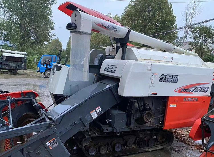 Boutique original second-hand Kubota 758Q crawler grain Combine harvester