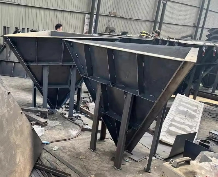 亿源供应 汽车模具定制 精密冲压工艺 车门内饰件成型 现货