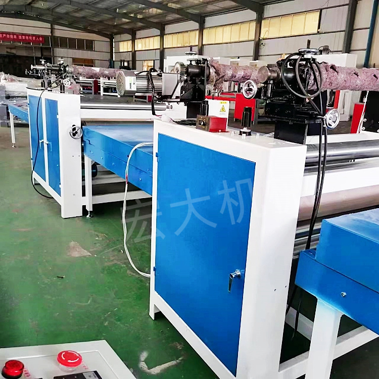 New cold and hot dual-purpose adhesive film flat pasting machine, aluminum honeycomb board, European pine board, wood veneer veneer veneer machine can automatically up and down the board