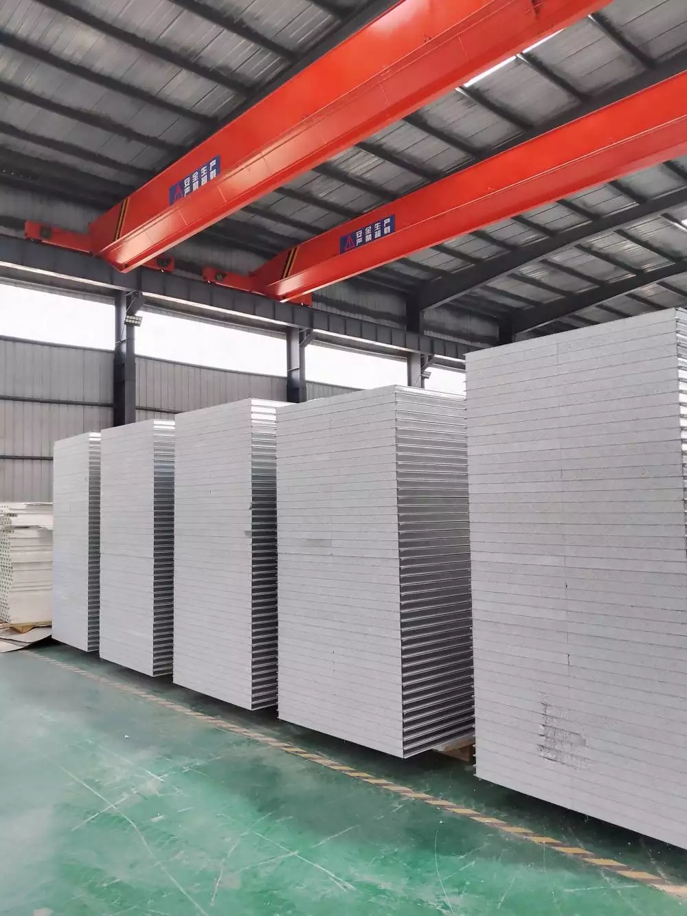 Cold storage board manufacturer, source manufacturer, customized frozen storage board, rock wool board, double-sided color steel