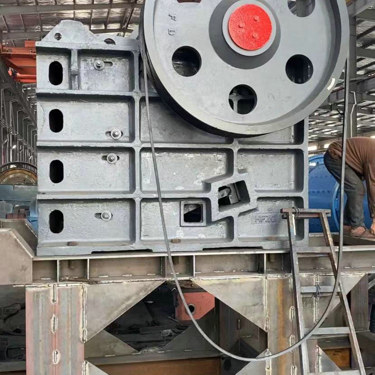 Small coarse jaw crusher for stone, sand and stone production line, ore and granite crusher