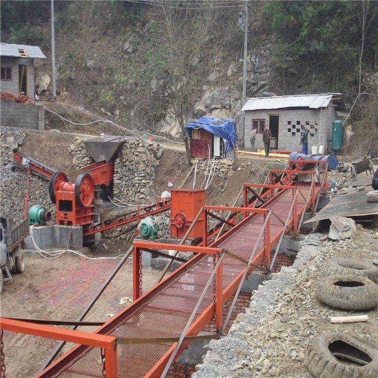 The operation method of the 1214 type large diameter limestone square box crusher of Guangxin Machinery is simple