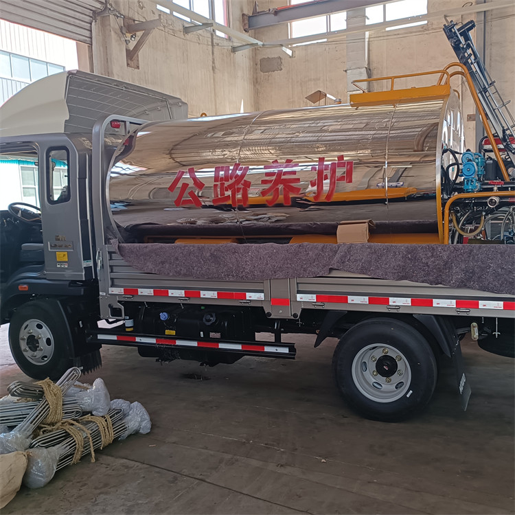 沥青洒布车 厂家直营 提供操作培训与完善售后 核心部件质保
