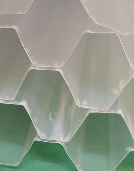 PP hexagonal honeycomb inclined pipe packing, polypropylene inclined plate packing, cooling tower sewage, water treatment plant sedimentation tank treatment