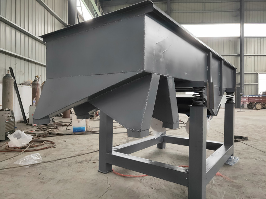 Linear vibrating screen, quartz sand screening machine, stainless steel metal particle powder single and multi-layer vibrating screening machine