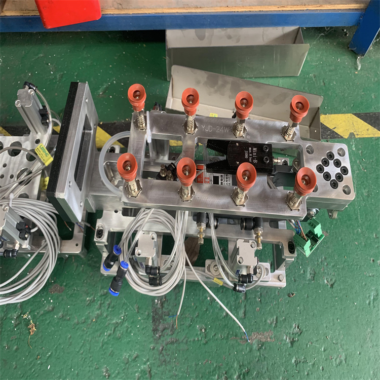 Various production and assembly fixtures, machine fixtures, ultrasonic molds