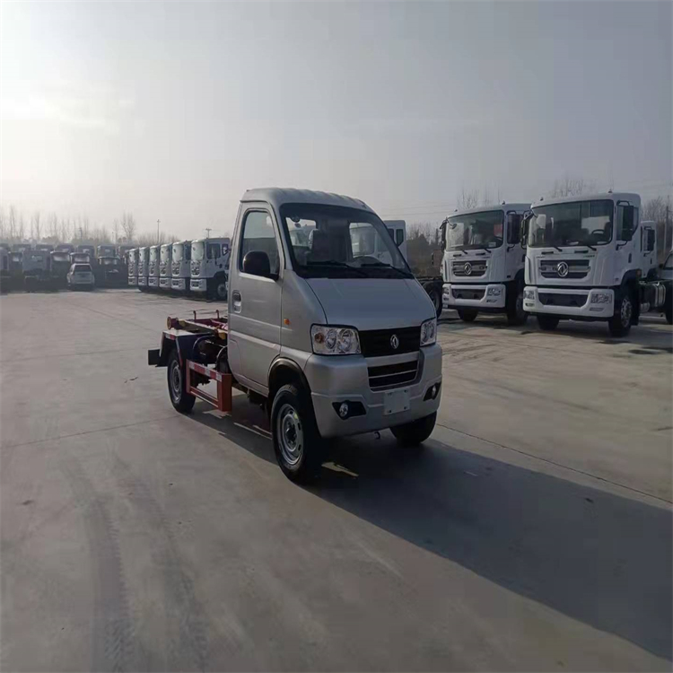 Mini domestic waste transfer vehicle 3-5m3 small hook arm Garbage truck intelligent operation is simple and convenient