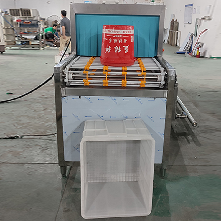 Professional production of plastic bucket cleaning machine, poultry feed basket washing machine, plastic box cleaning equipment