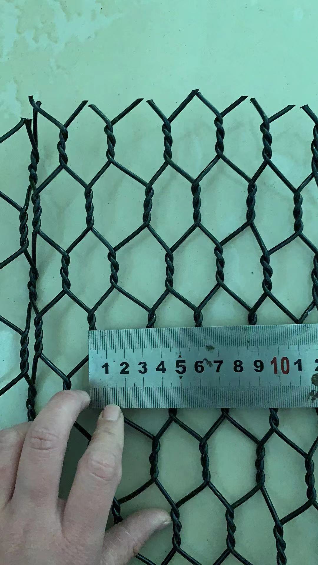 PET hexagonal mesh, polyester gabion mesh, PVC/PE coated gabion mesh for seawater aquaculture, corrosion resistance