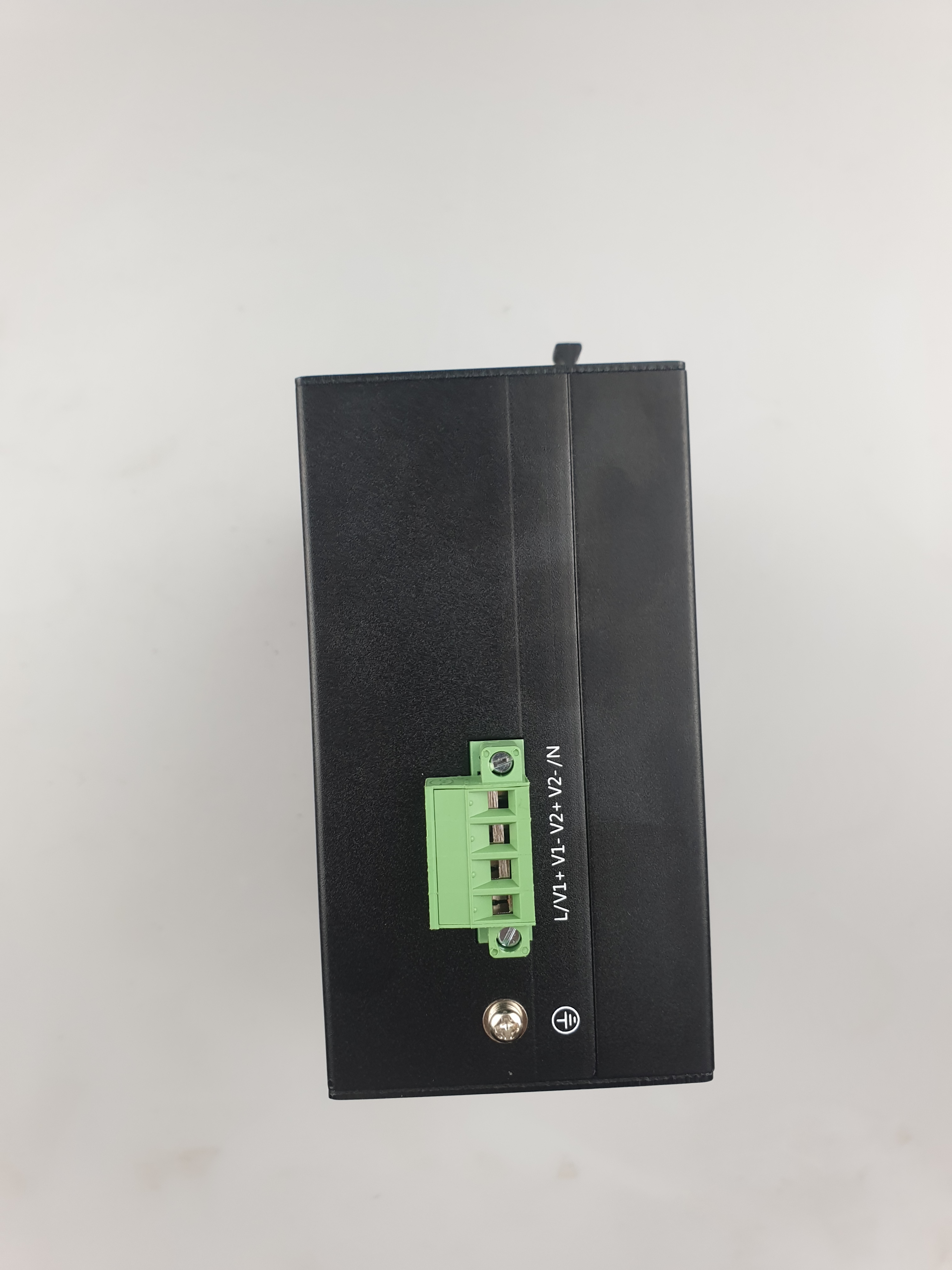 NIS2010-2GS Full Gigabit 2 Optical 8 Electrical Ethernet Industrial Switch Non Managed Rail Mount